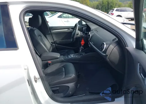 2016 Audi A3 2.0T Premium из США, поврежденный, VIN WAUB8GFF8G1039054